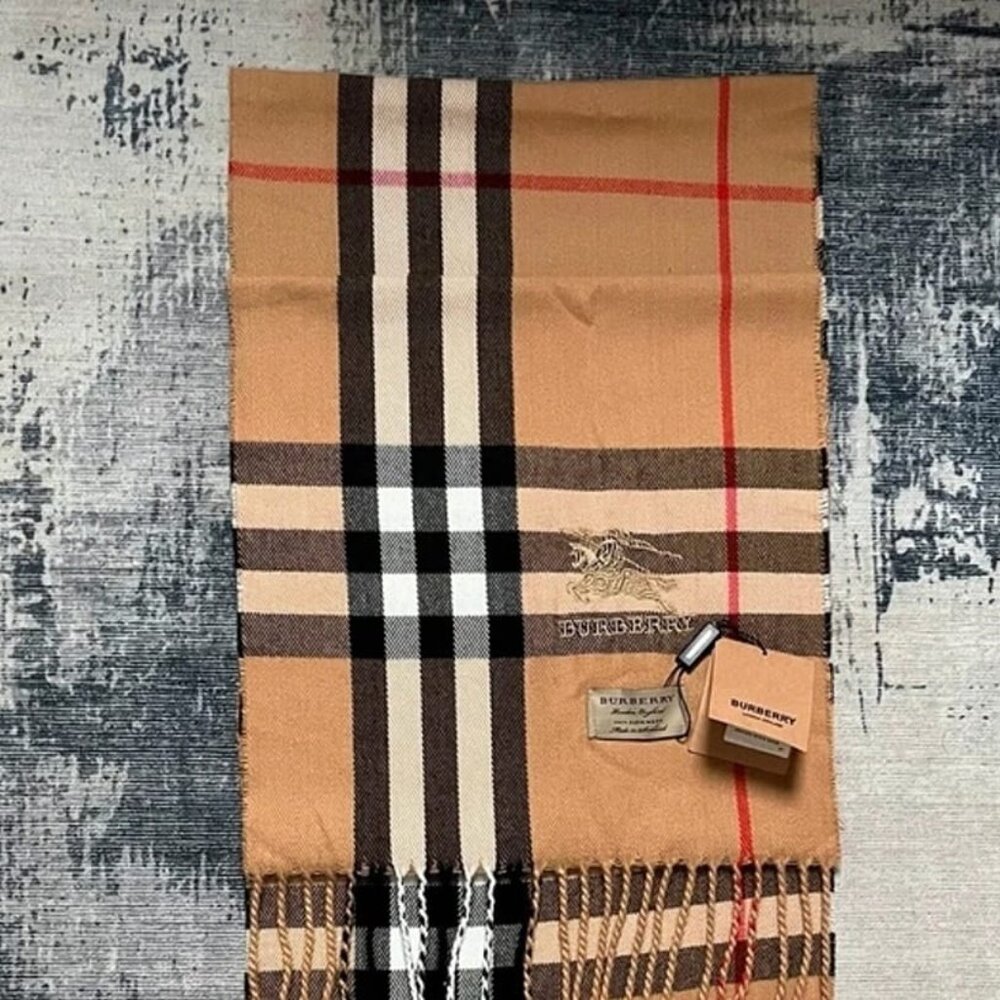Burberry Classic Check Scarf - Picture 2 of 4